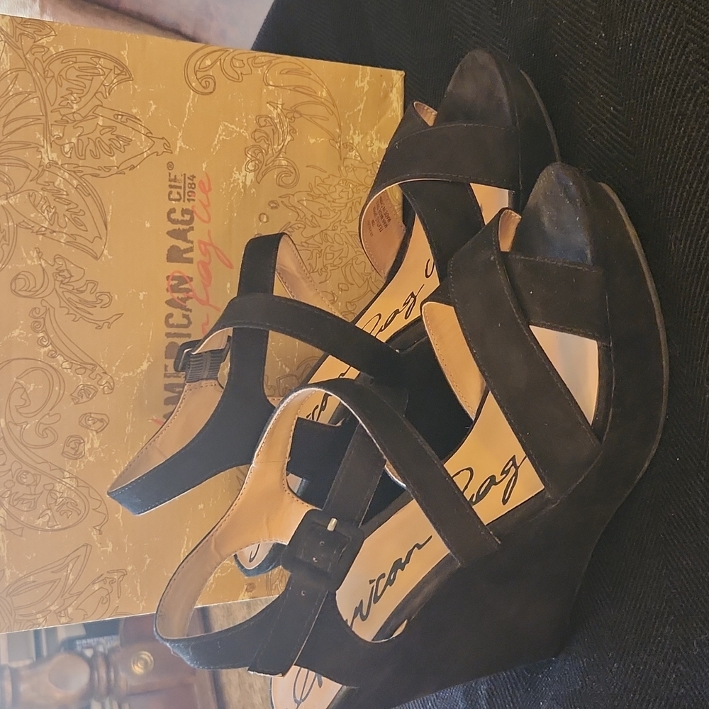 American Rag black wedges